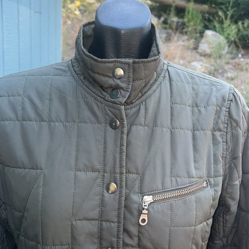 Hurley army retro military quilted semi fitted 3 pockets and metal snaps woman M